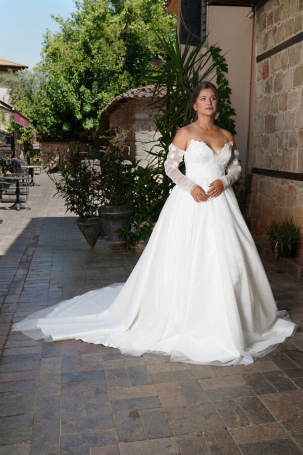 Merak | Bridal Gown | Ball Gown